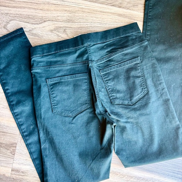 NWT H&M Skinny Super Stretch Regular Waist Jeggings Black Size 6 - Picture 8 of 11